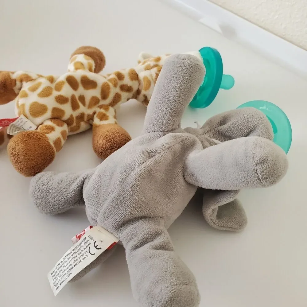 WubbaNub Cribmates Pacifier Holder Lot Giraffe Elephant Plush Baby Soother 3pc